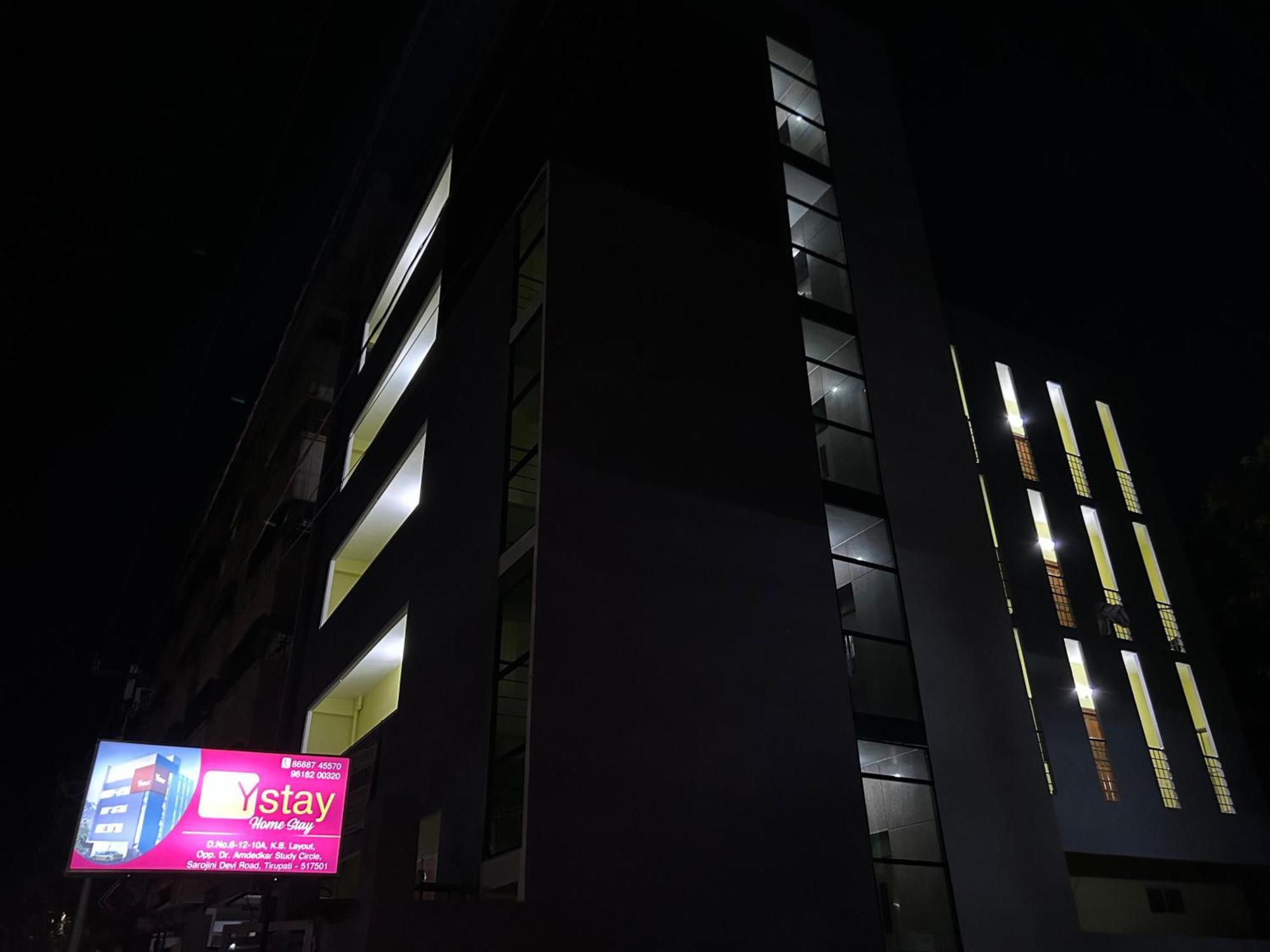 Y Stay Homestay Tirupati Extérieur photo