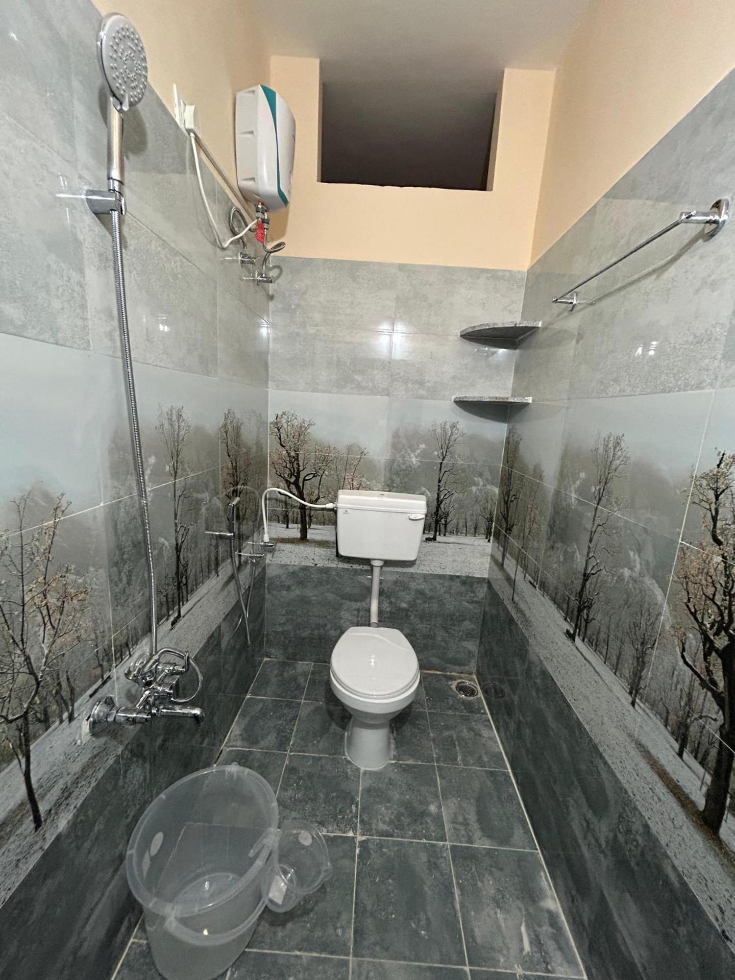 Y Stay Homestay Tirupati Extérieur photo
